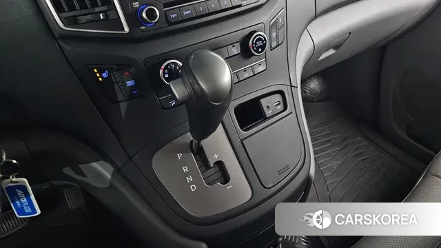 Hyundai The New Grand Starex id 3429360 из Кореи 19