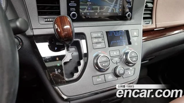 Toyota Sienna id 2951831 из Кореи 19