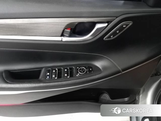 Hyundai Grandeur IG Hybrid id 4477601 из Кореи 18