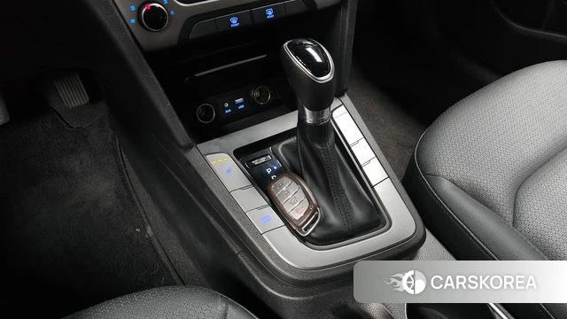 Hyundai Avante AD id 4924092 из Кореи 29