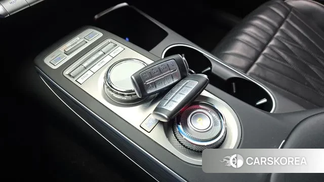 Genesis GV70 id 3702152 из Кореи 19