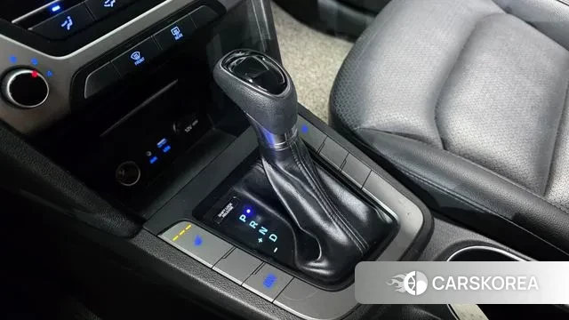 Hyundai Avante AD id 3045657 из Кореи 19