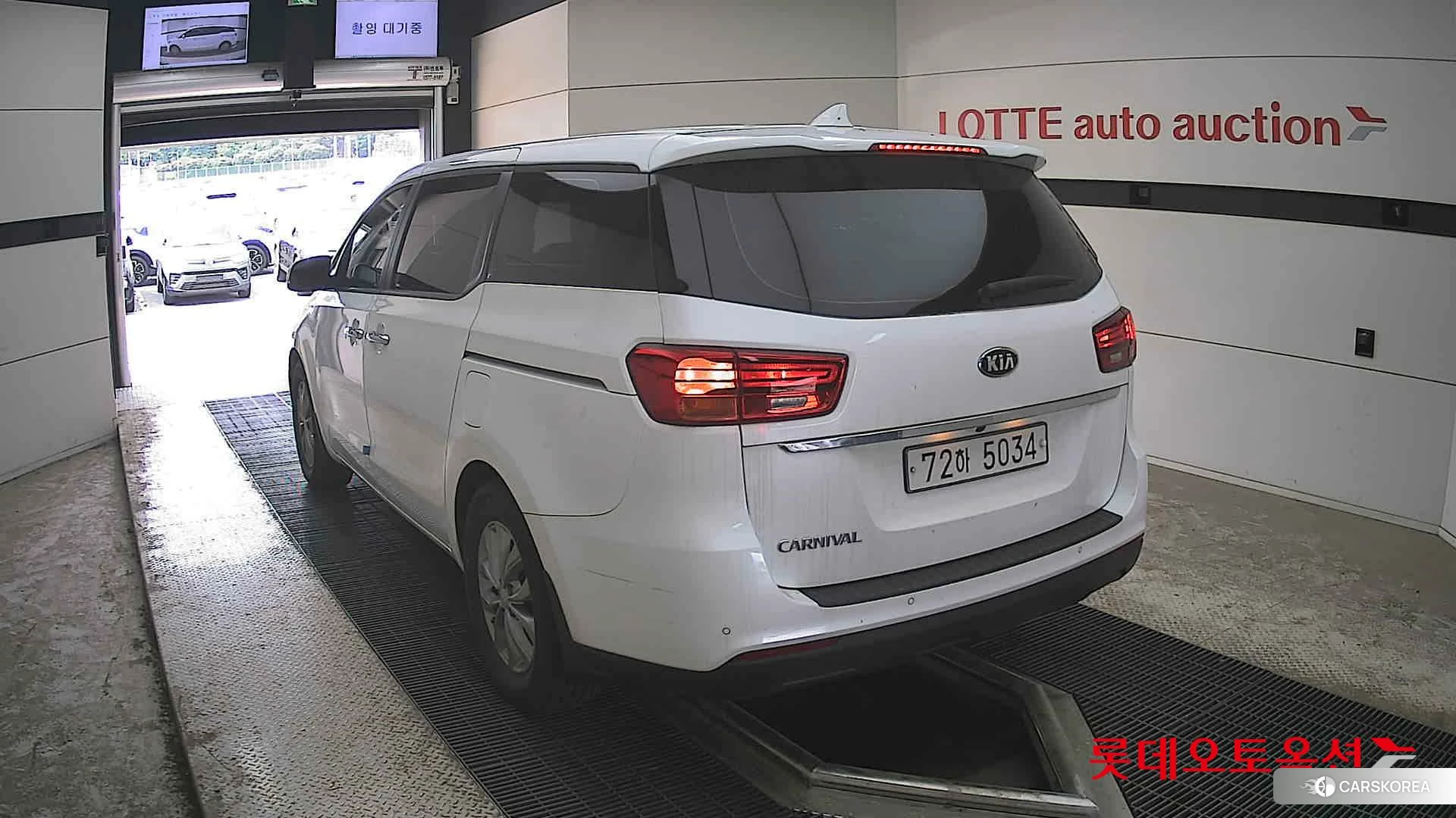 Kia Carnival id 4312611 из Кореи 37