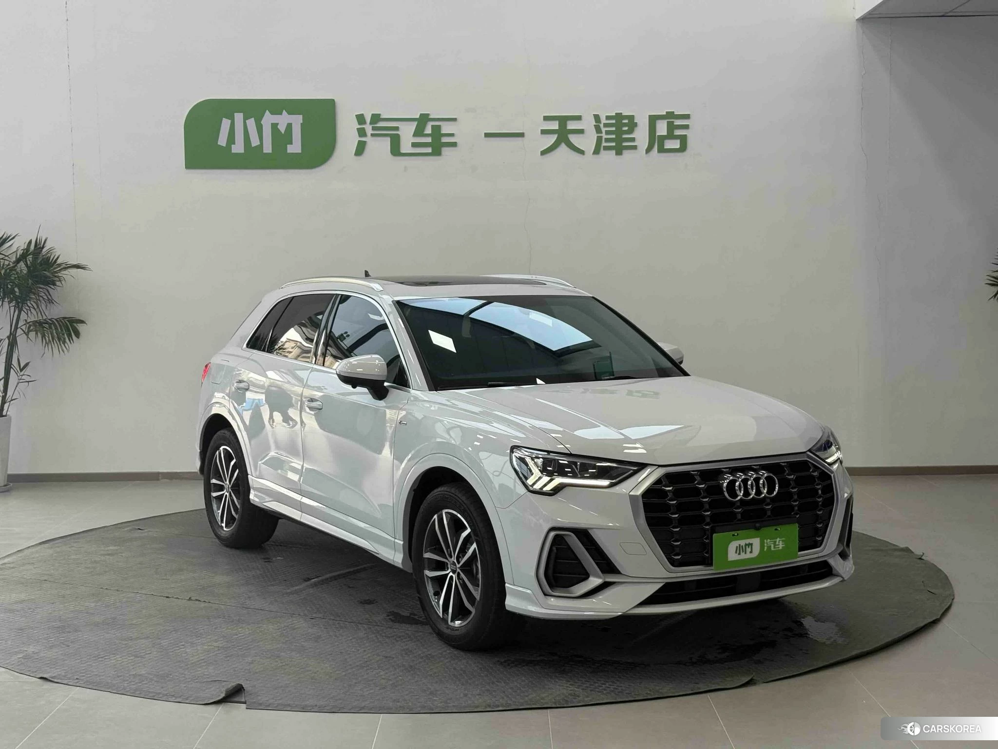 Audi Q3 id 4455876 из Китая 23