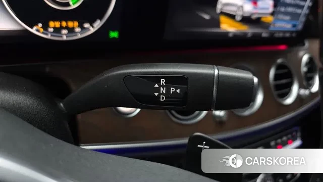 Mercedes-Benz E-Class W213 id 3728222 из Кореи 19