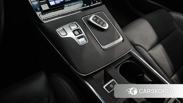 Hyundai The New Grandeur IG Hybrid id 4389733 из Кореи 19