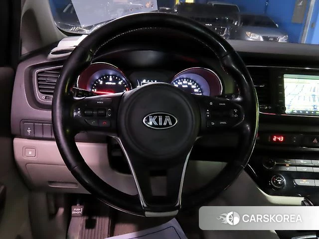 Kia All New Carnival id 3912055 из Кореи 19