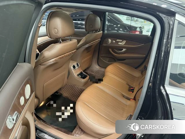 Mercedes-Benz E-class id 4387625 из Китая 9