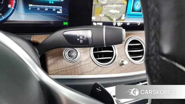 Mercedes-Benz E-Class W213 id 3198458 из Кореи 19