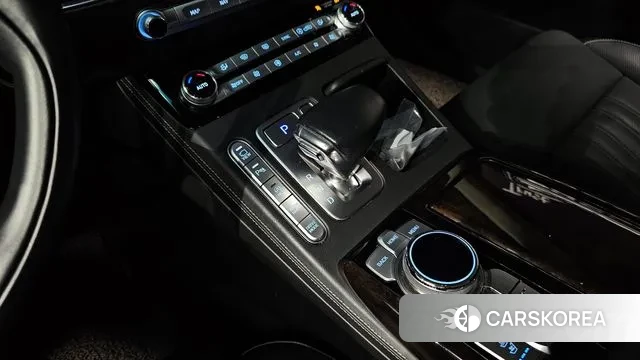 Genesis G90 id 3459254 из Кореи 19