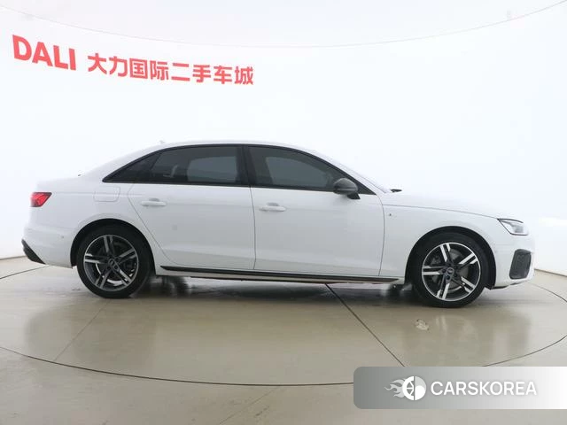 Audi A4L id 4334924 из Китая 15