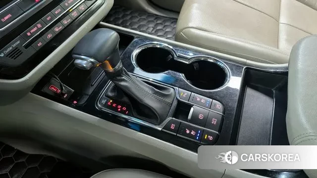 Kia The New Carnival id 3682362 из Кореи 19