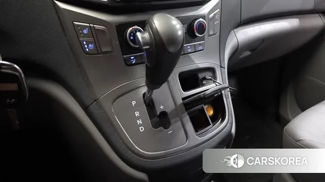 Hyundai The New Grand Starex id 2932096 из Кореи 19