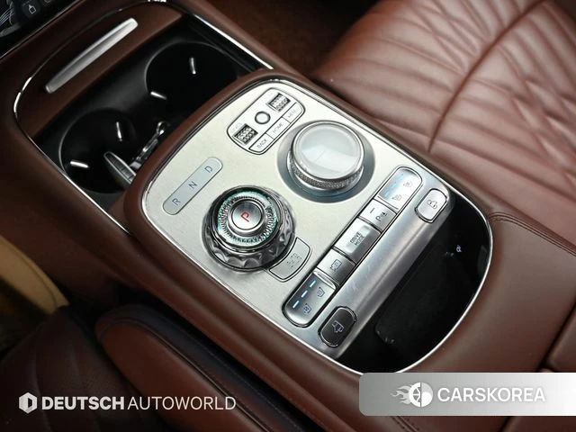 Genesis G90 (RS4) id 4292893 из Кореи 19
