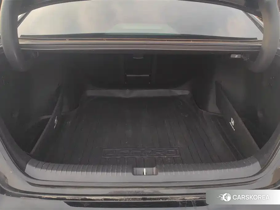 Honda Accord id 4577693 из Китая 15