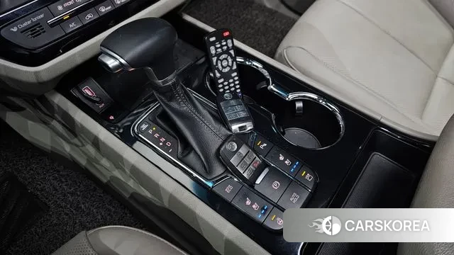 Kia The New Carnival id 3055712 из Кореи 19