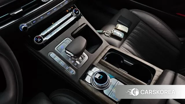 Genesis G90 id 3350988 из Кореи 19