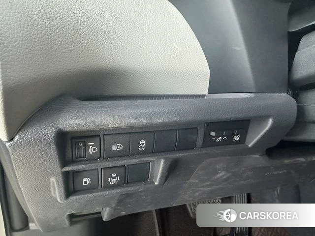 Toyota Saina id 4257629 из Китая 9
