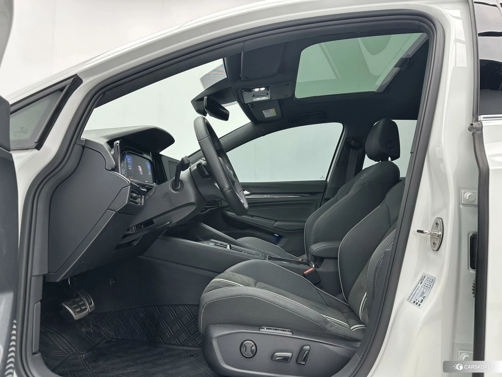 Volkswagen Golf id 4486294 из Китая 17