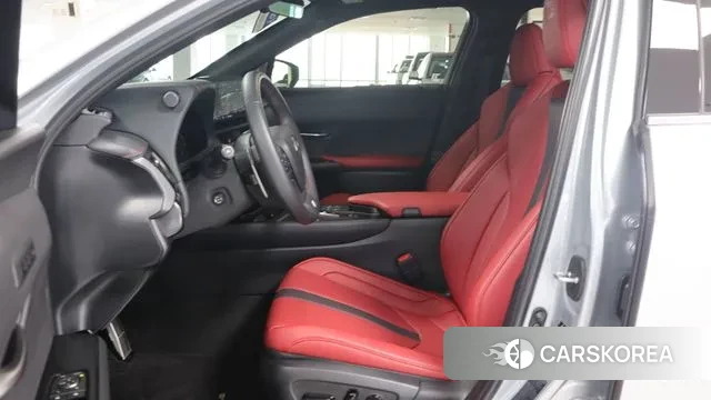 Lexus UX300h id 3496742 из Кореи 16