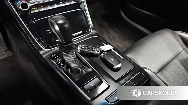 Hyundai Grandeur IG id 3072152 из Кореи 19