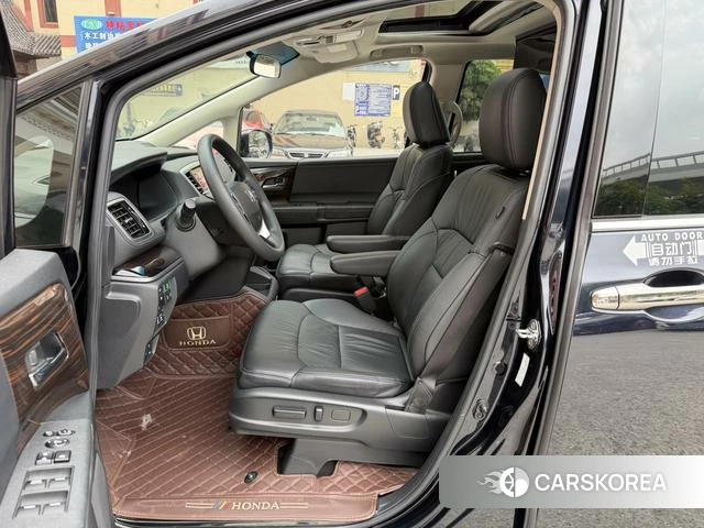 Honda Odyssey id 4260442 из Китая 14
