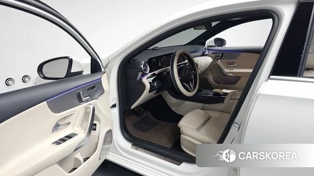 Mercedes-Benz A-Class W177 id 4740261 из Кореи 30