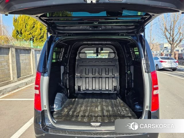 Hyundai The New Grand Starex id 3893639 из Кореи 18