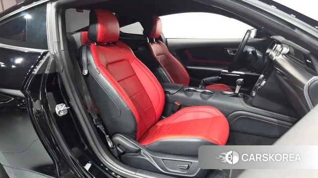 Ford Mustang id 3013638 из Кореи 19