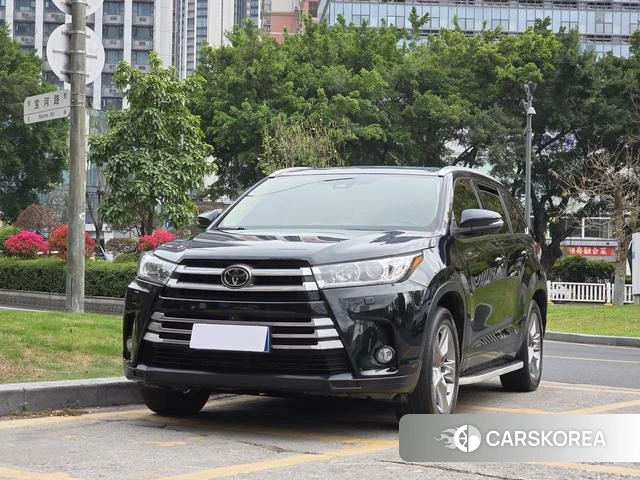 Toyota Highlander id 3890767 из Китая 14