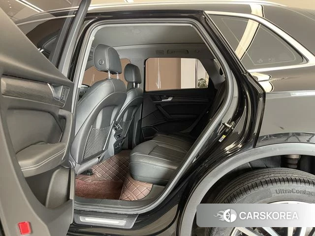 Audi Q5L id 4212464 из Китая 25