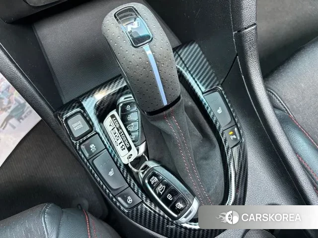 Hyundai Veloster (JS) id 2307508 из Кореи 19