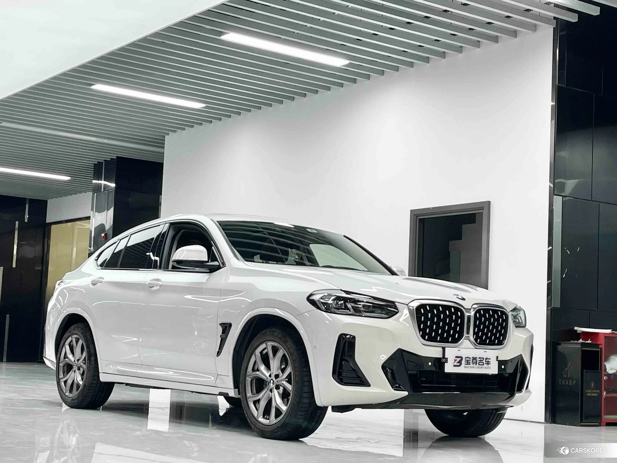BMW X4 id 4492743 из Китая 19