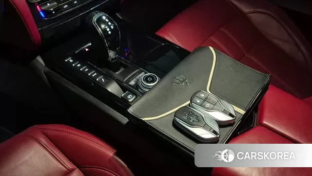 Maserati Quattroporte id 3449548 из Кореи 19