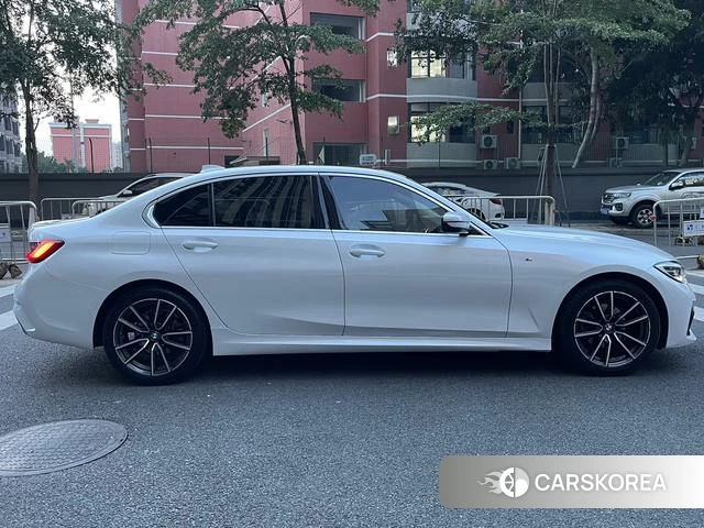 BMW 3 series id 4297623 из Китая 16