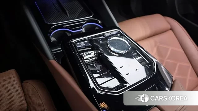 BMW 5 Series (G60) id 3576236 из Кореи 19