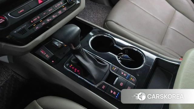 Kia The New Carnival id 4693980 из Кореи 19