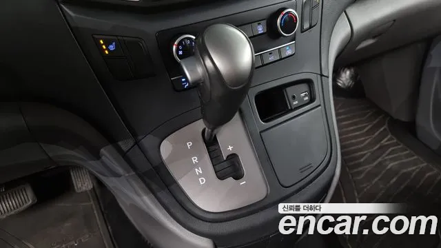 Hyundai The New Grand Starex id 2709921 из Кореи 19