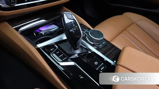 BMW 5 Series (G30) id 3032219 из Кореи 19