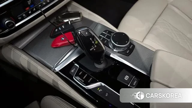 BMW 5 Series (G30) id 3687456 из Кореи 19