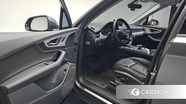 Audi Q7 (4M) id 4384358 из Кореи 32