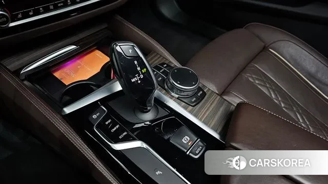 BMW 5 Series (G30) id 3736736 из Кореи 19