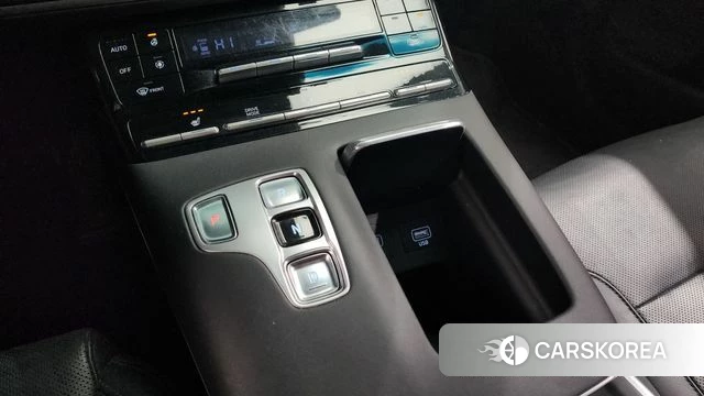 Hyundai The New Grandeur IG id 3879373 из Кореи 19