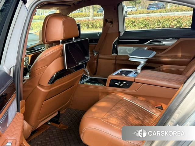 BMW 7 series id 4242298 из Китая 9