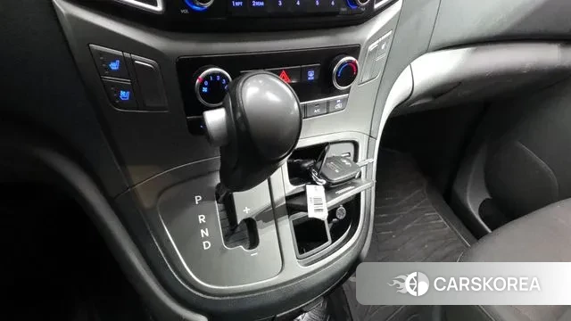 Hyundai The New Grand Starex id 3369051 из Кореи 19