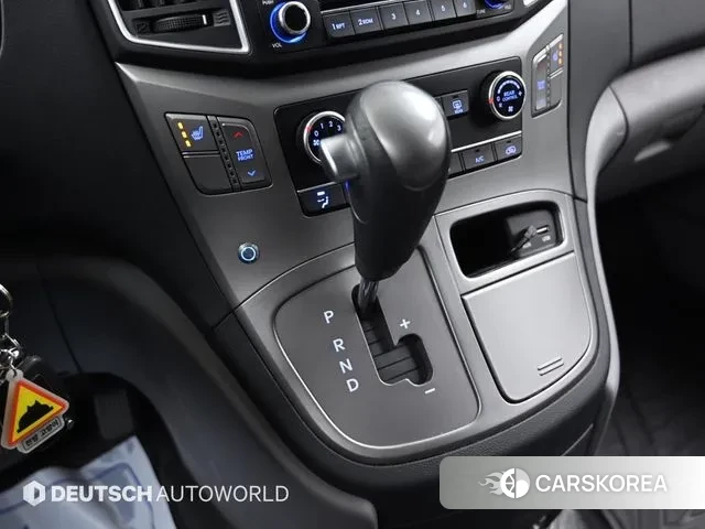 Hyundai The New Grand Starex id 3313038 из Кореи 19