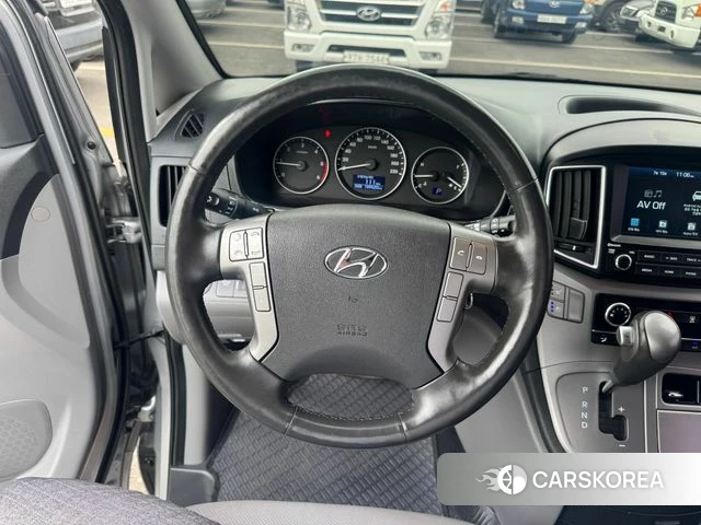 Hyundai The New Grand Starex id 4594532 из Кореи 18