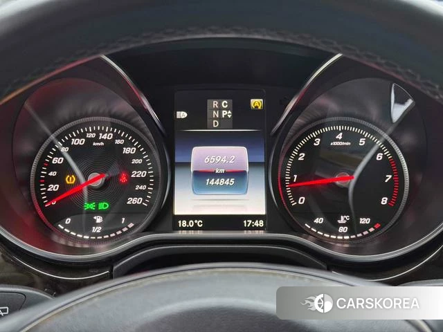 Mercedes-Benz V-class id 4239318 из Китая 21