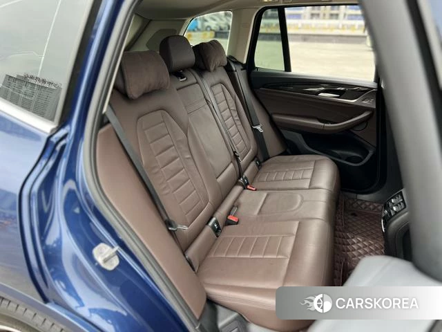 BMW X3 id 4272345 из Китая 33