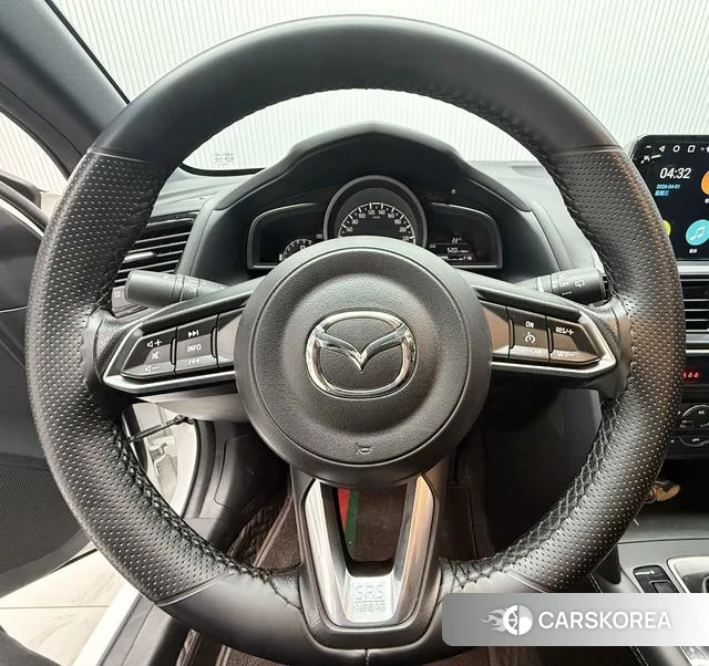 Mazda CX-4 id 3919504 из Китая 23